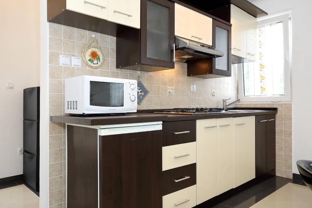 Apartmani Mlinar Gornji Karin Ngoại thất bức ảnh